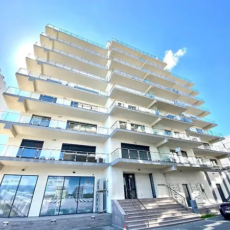 Apartment Sunshine Apartament De Silva *