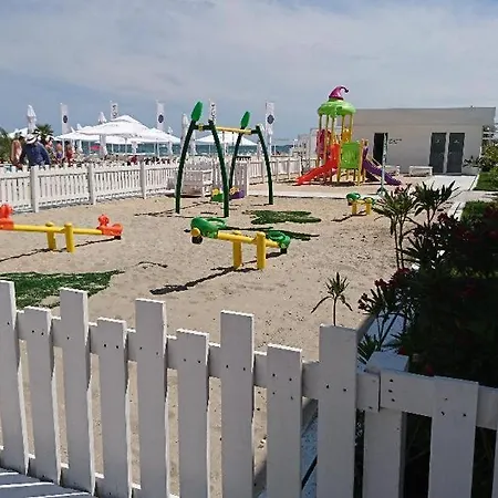 Sunshine Apartament De Silva Mamaia