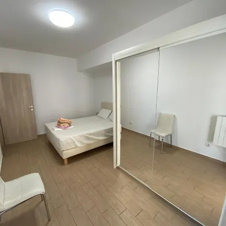 Sunshine Apartament De Silva Mamaia